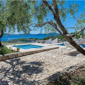Luxury 5 Bedroom Beachfront Villa near Dubrovnik, Sleeps 11-12